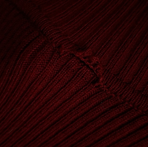 Deep Red Shallow V Neck Sweater - Picture 3 of 5